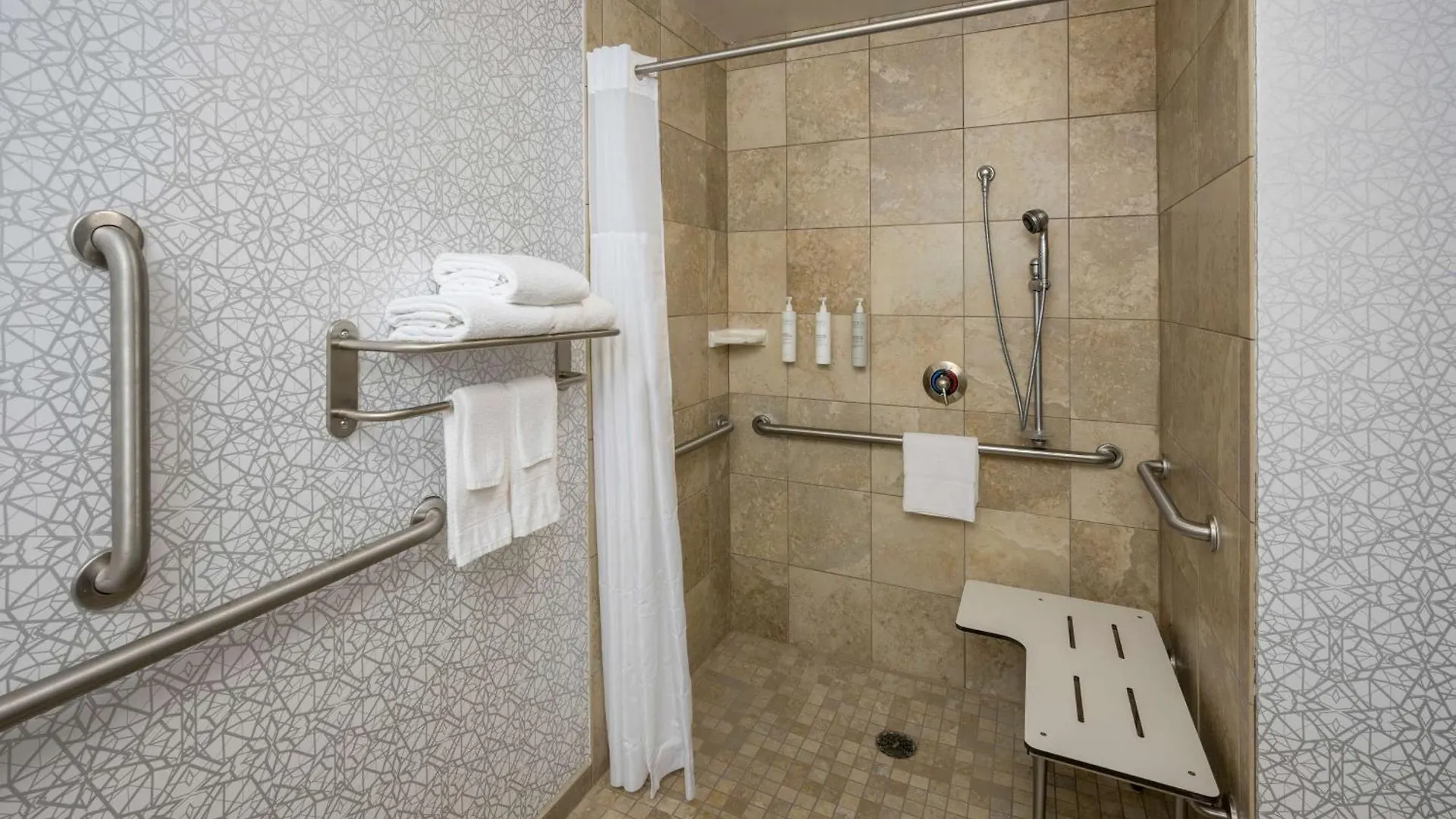 Hampton Inn & Suites Phoenix North/Happy Valley Hotel