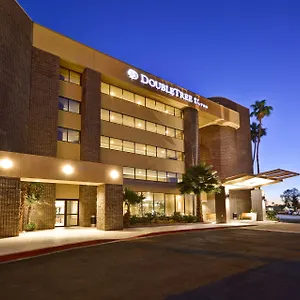4* Hotel Doubletree By Hilton North