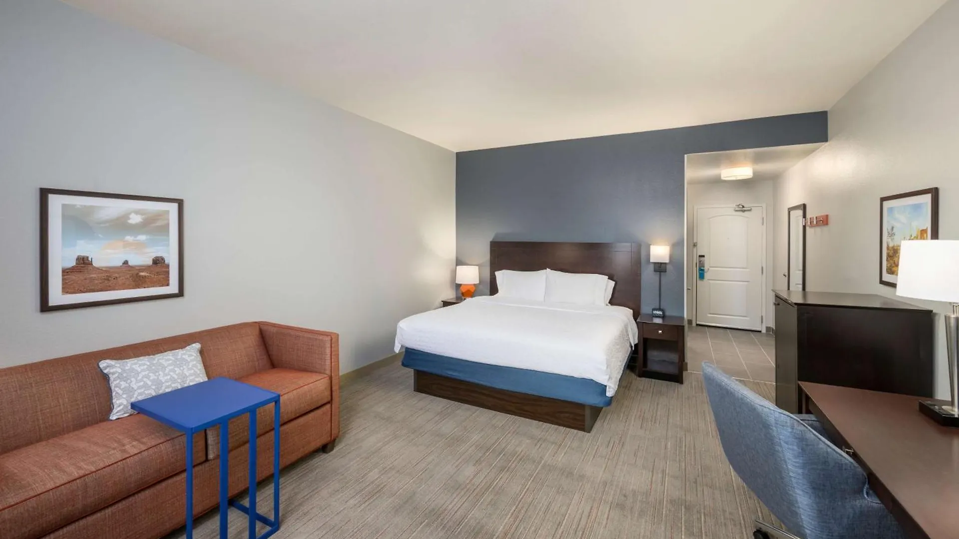 Hampton Inn & Suites Phoenix North/Happy Valley 3*,