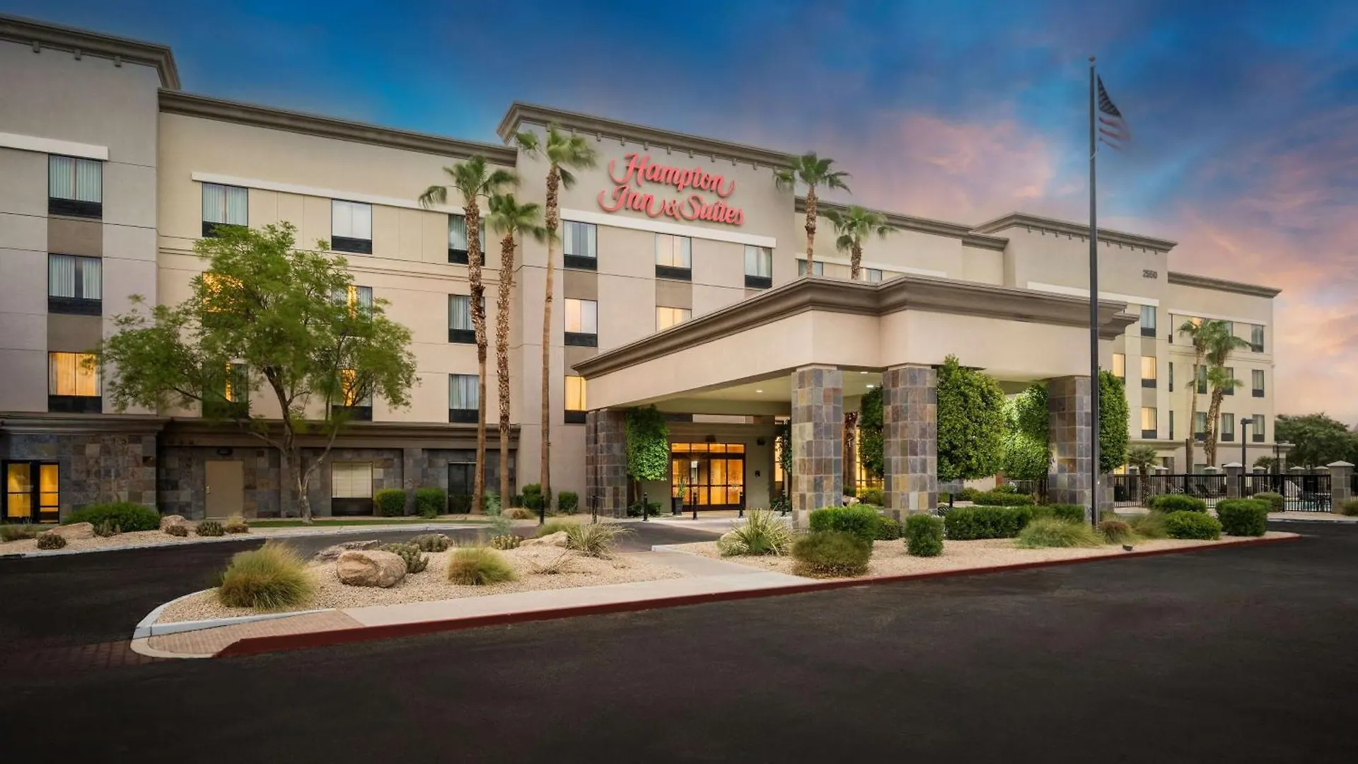 Hampton Inn & Suites Phoenix North/Happy Valley contacts