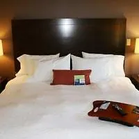 Hampton Inn & Suites Phoenix North/Happy Valley 3*,